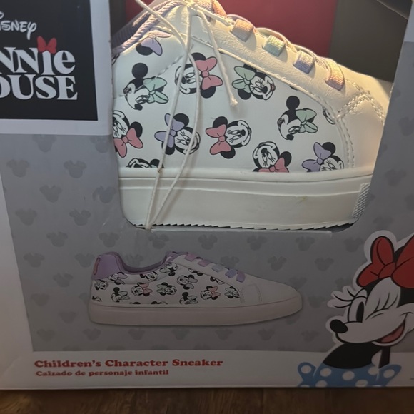 Disney White and Pink Sneakers with Playful Design - Picture 11 of 16
